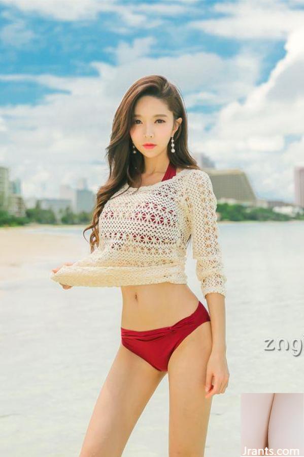 Park Soo-Yeon-SwimSuit Photo Album Four (100p)