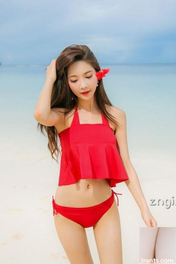 Park Soo-Yeon-SwimSuit Photo Album Four (100p)