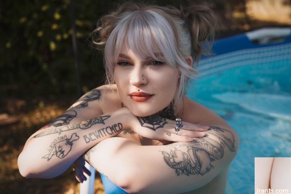 (Suicide Girls) 26. Januar Rayneday &#8211; Typ Sweet (45p)