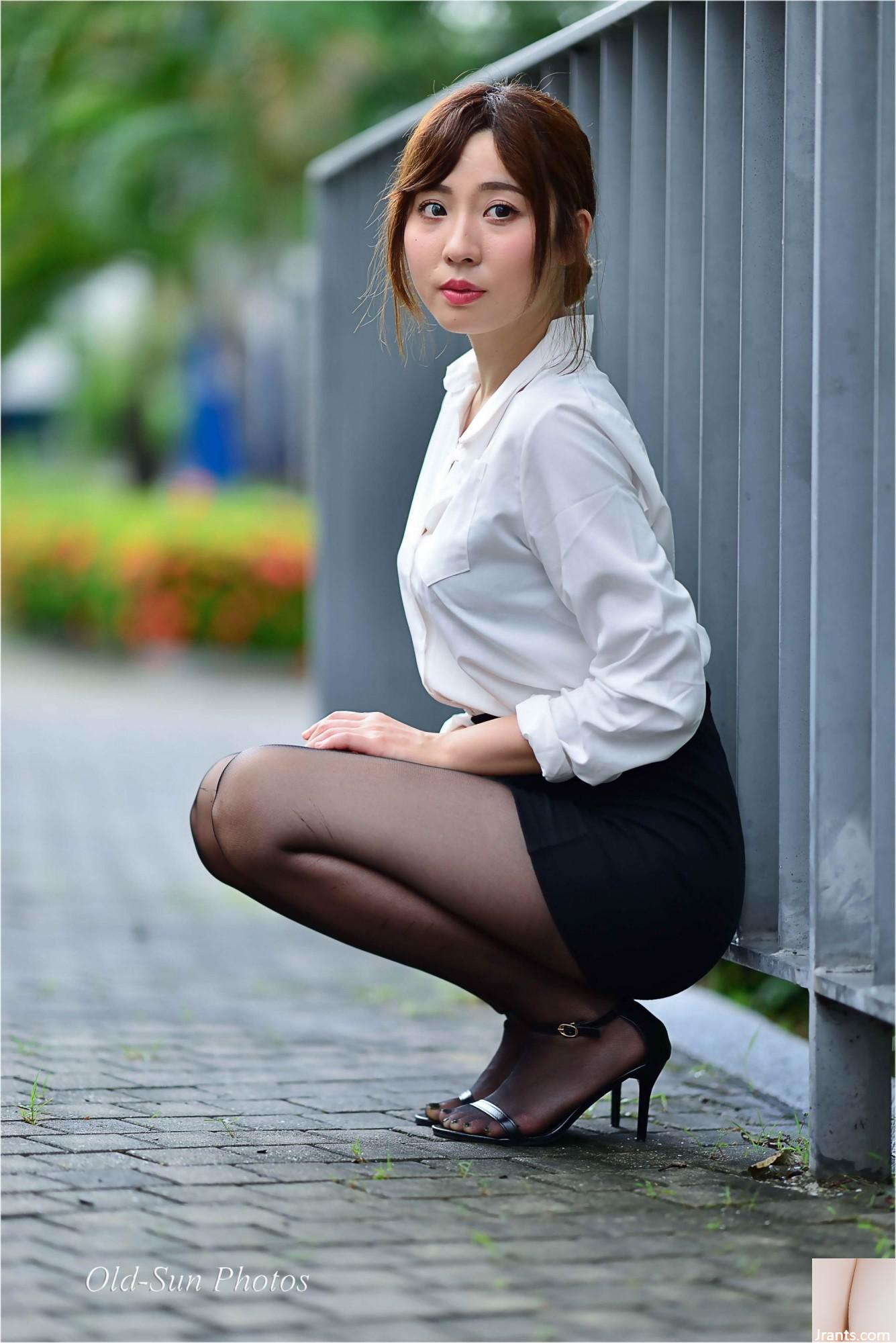 (Schöne Beine extra) Langbeiniges schönes Model Yudong Ol Black Seiden High Heels schöne Beine 2 (86p)