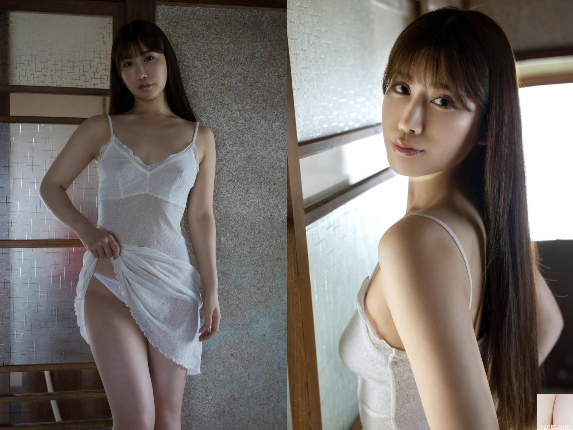 Kohinata Ikumi Mata-Do Photo Collection &#8220;Beautiful Person&#8221;(70p)