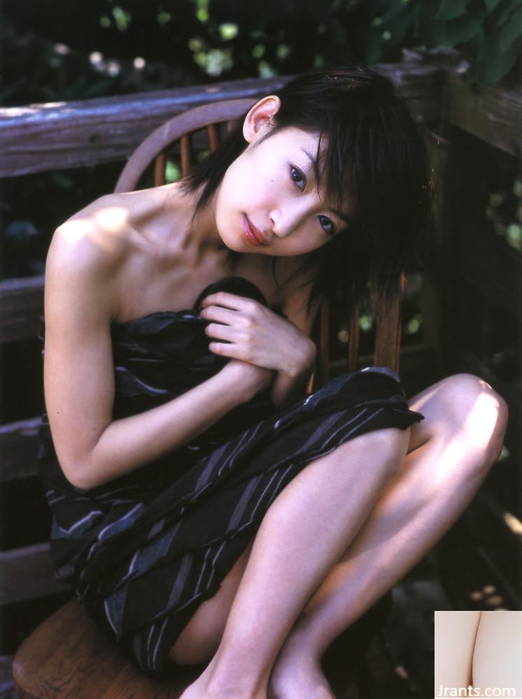 Okubo Mariko (Photobook) &#8211; travesso (94p)