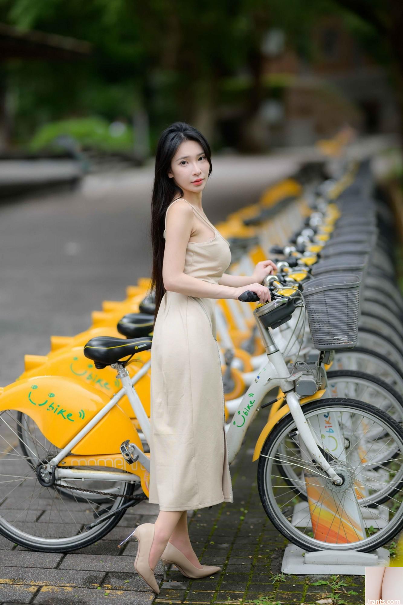 (လှပသောခြေထောက်များအပို) Long-Legged Model Yunas High-Slit Long စကတ်များ (128p)