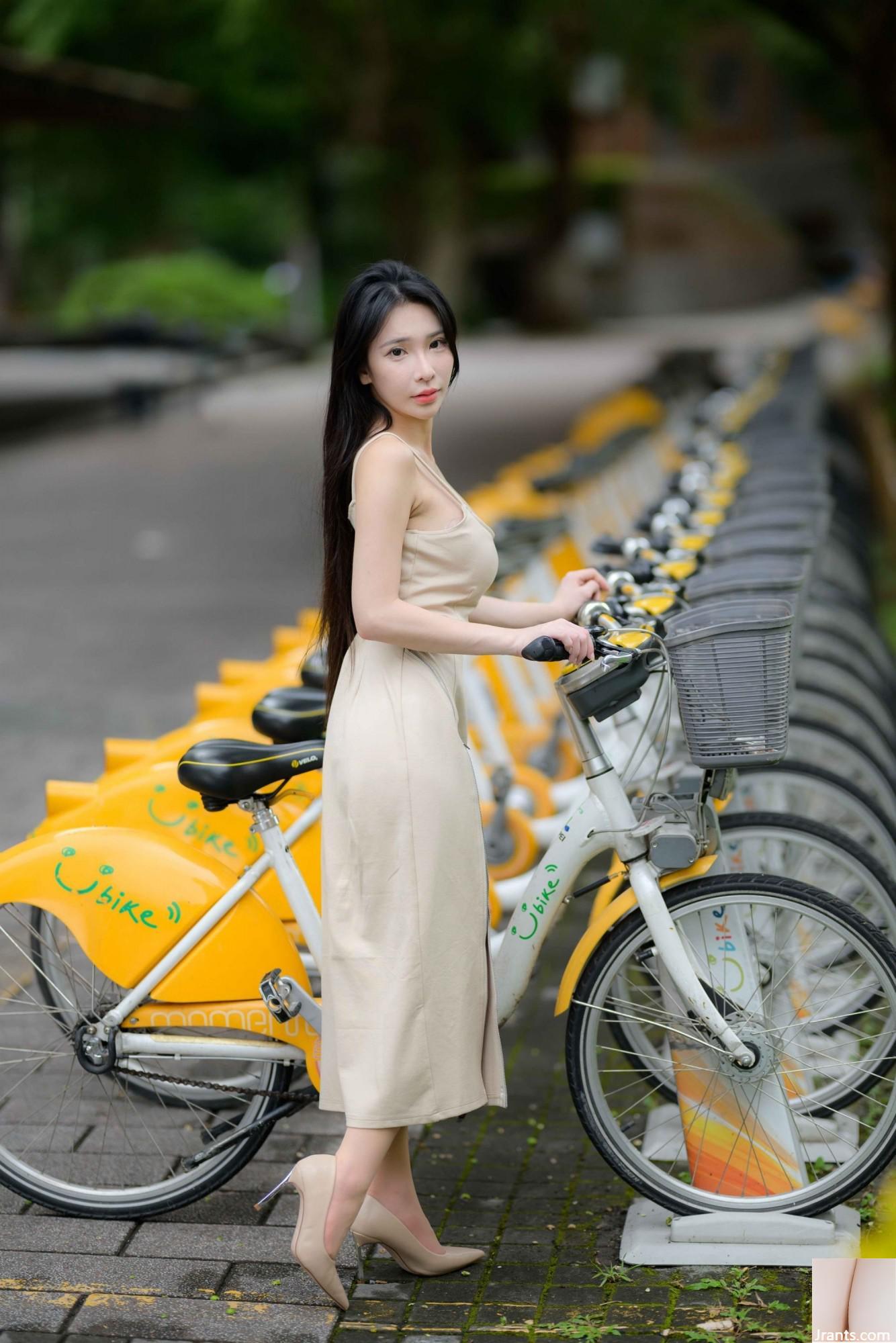 (လှပသောခြေထောက်များအပို) Long-Legged Model Yunas High-Slit Long စကတ်များ (128p)