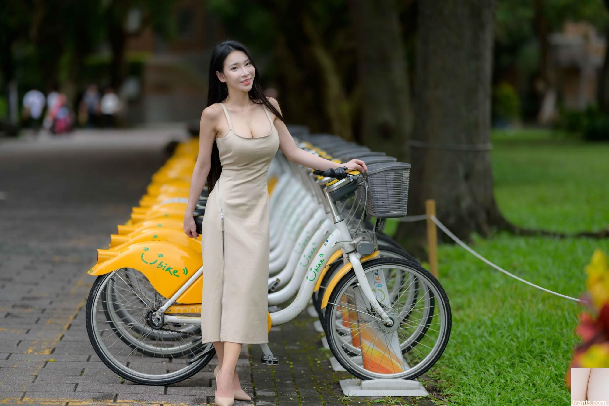 (လှပသောခြေထောက်များအပို) Long-Legged Model Yunas High-Slit Long စကတ်များ (128p)