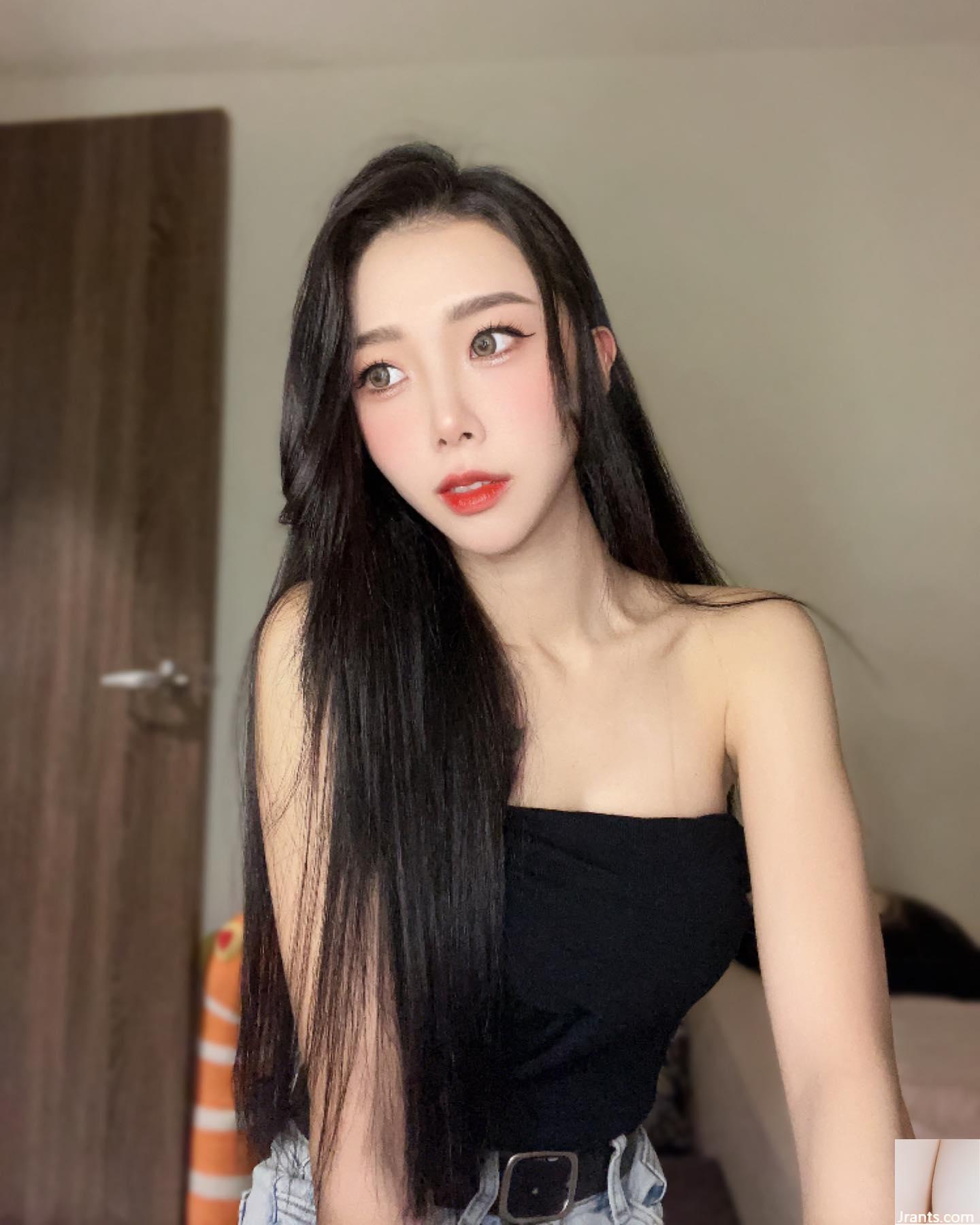 La bella dea &#8220;Zhang Xuan_erica&#8221; ​​sta seducendo la sua sensualità (20p)