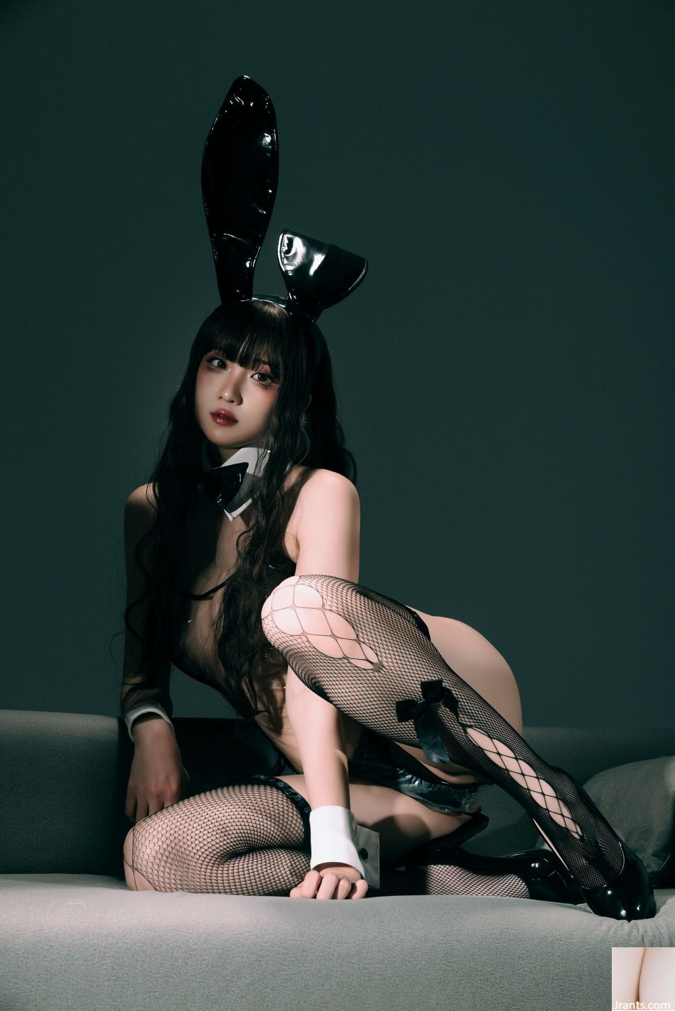 (Coleção na Internet) Garota do bem -estar Vastaya Lagish &#8220;Transparent Bunny Girl&#8221; VIP Exclusive (35p)