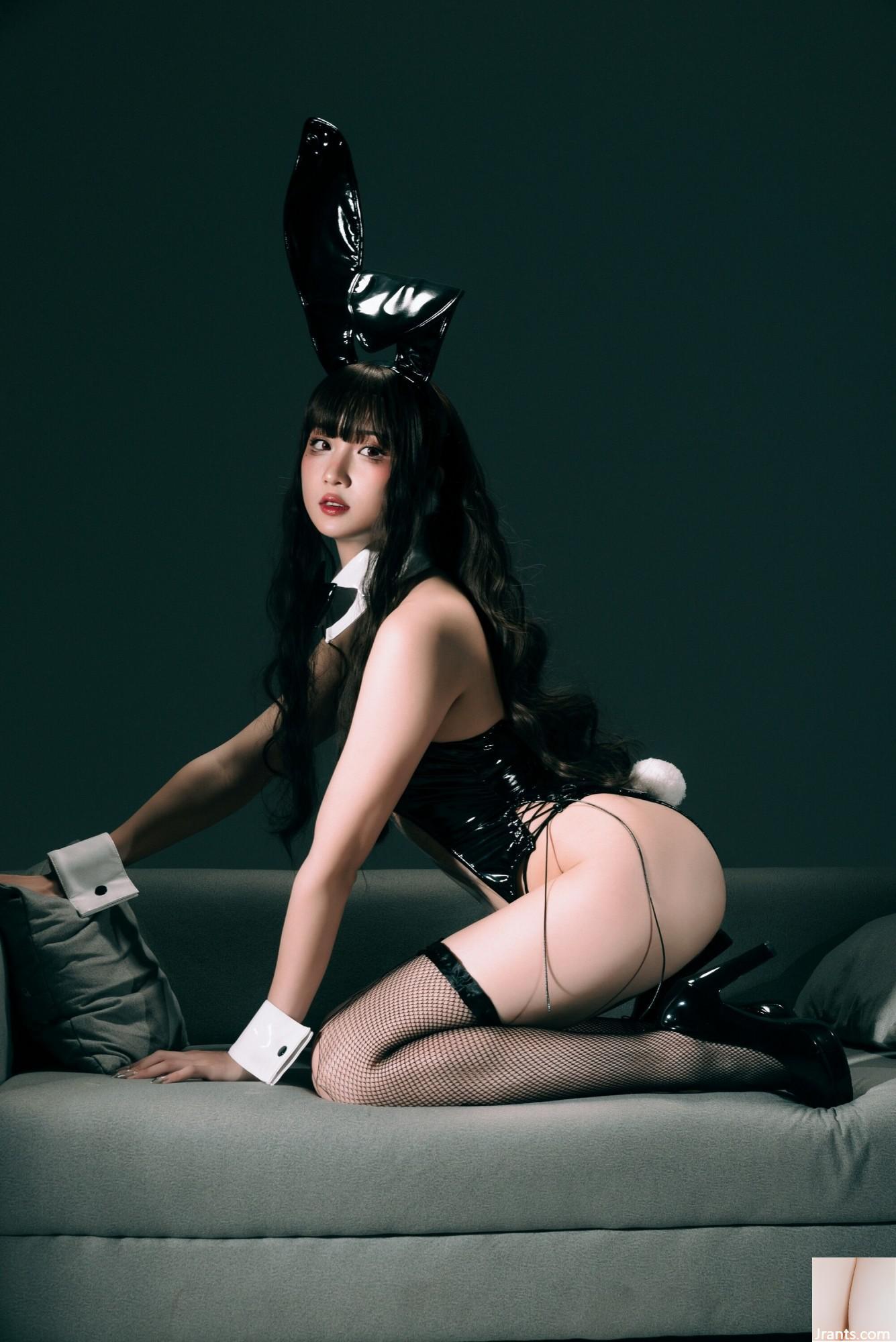 (Coleção na Internet) Garota do bem -estar Vastaya Lagish &#8220;Transparent Bunny Girl&#8221; VIP Exclusive (35p)