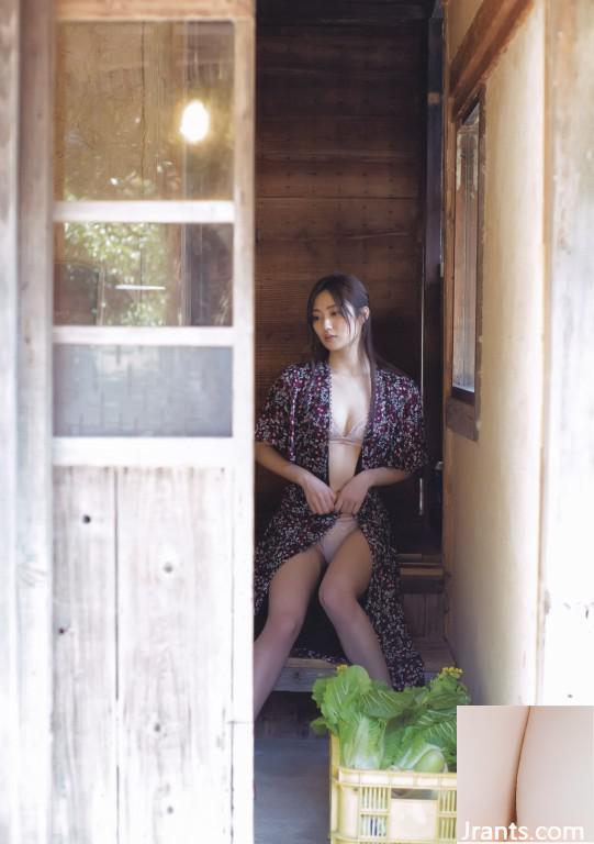 奧か ur 奧か (photobook) Kazuyama-Aikagi (2020-07-10) (108, 100)