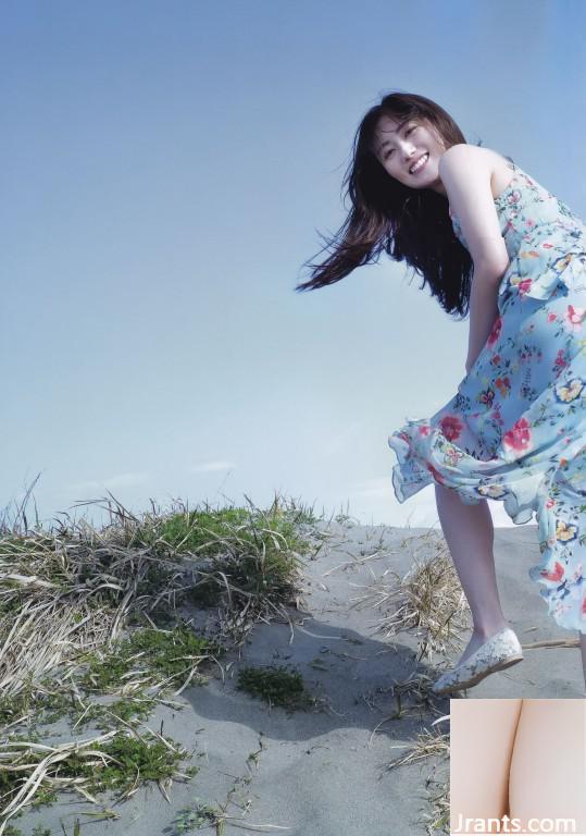 奧か ur ず (Photobook) Kazuyama-Aikagi (2020-07-10) (108p)