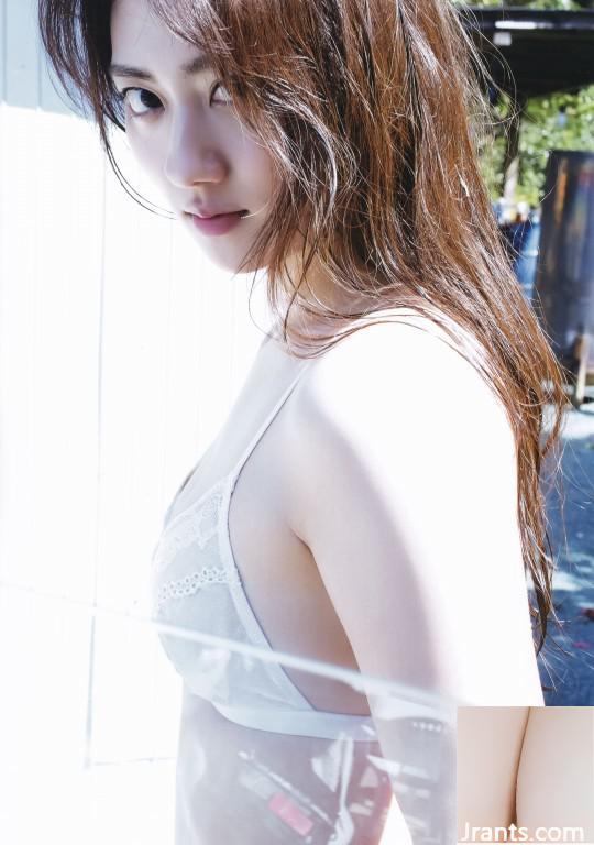 奧か ur ず (Photobook) Kazuyama-Aikagi (2020-07-10) (108p)