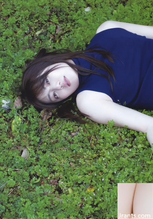 奧か ur ず (Photobook) Kazuyama-Aikagi (2020-07-10) (108p)