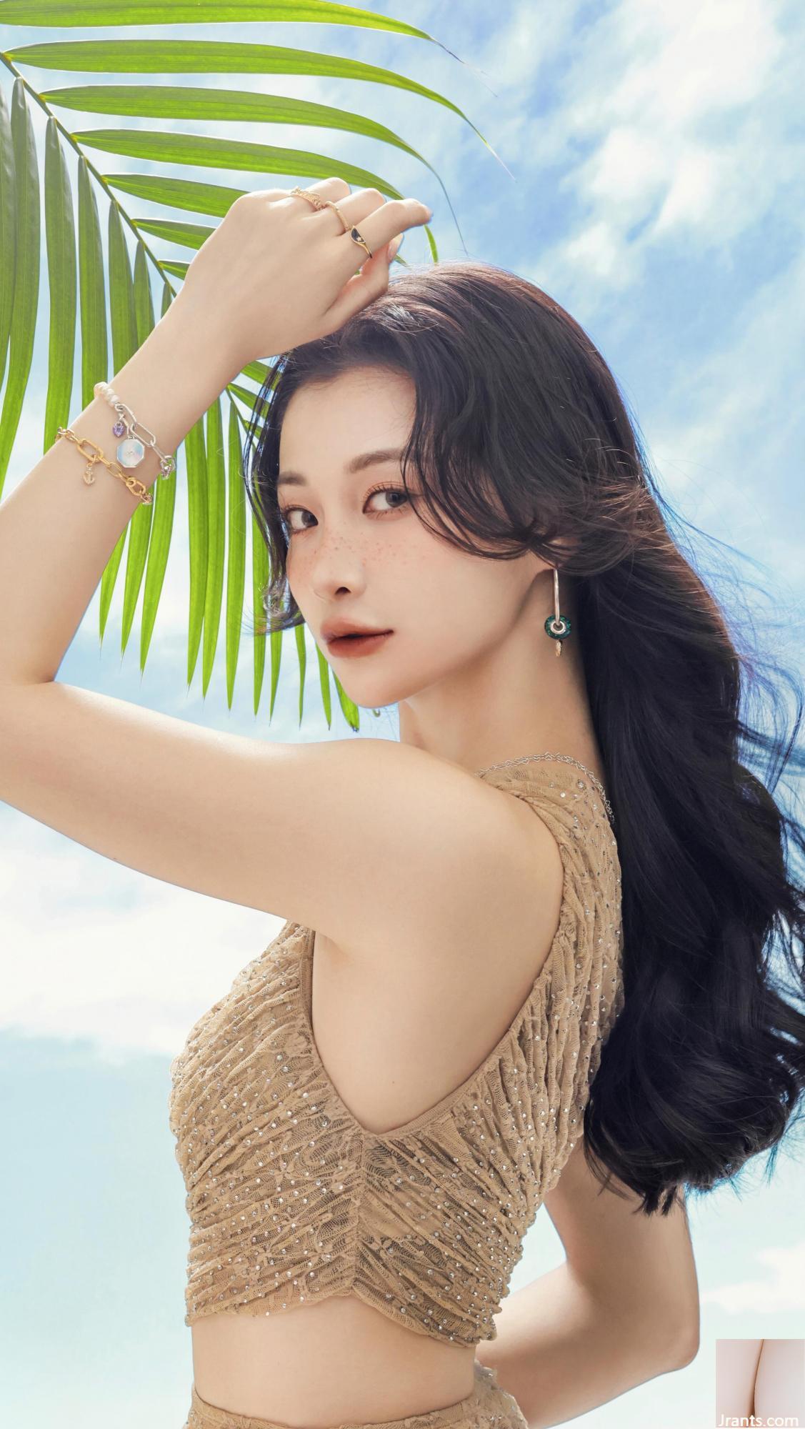 Begitu panas dan menyenangkan mata &#8220;Chen yijie_stephanie&#8221; dengan berani terpapar dan tidak bisa menyembunyikannya sama sekali (14p)