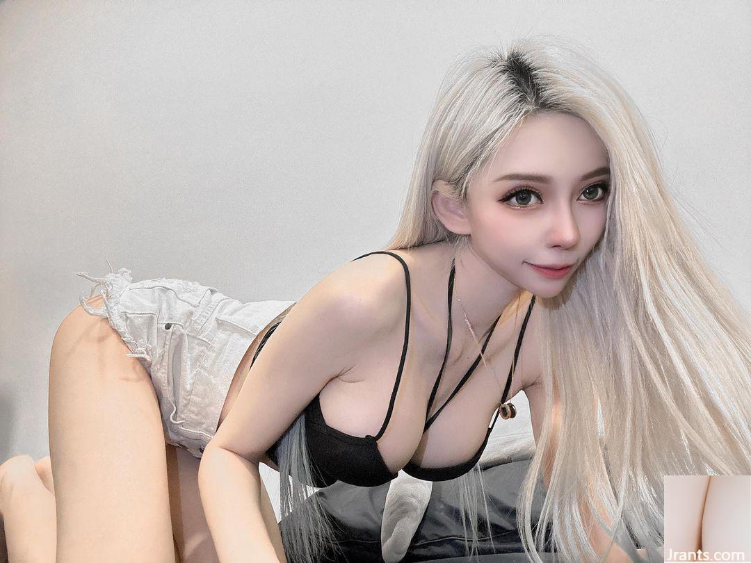 Menina linda e sexy da Malásia vem para Mikoeuvy (9p)
