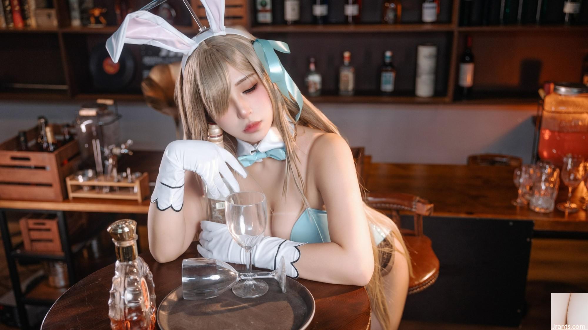 (مجموعه آنلاین) دختر رفاهی سردرگم روز &#8220;Ashin na Bunny Girl&#8221; VIP Exclusive (68p)