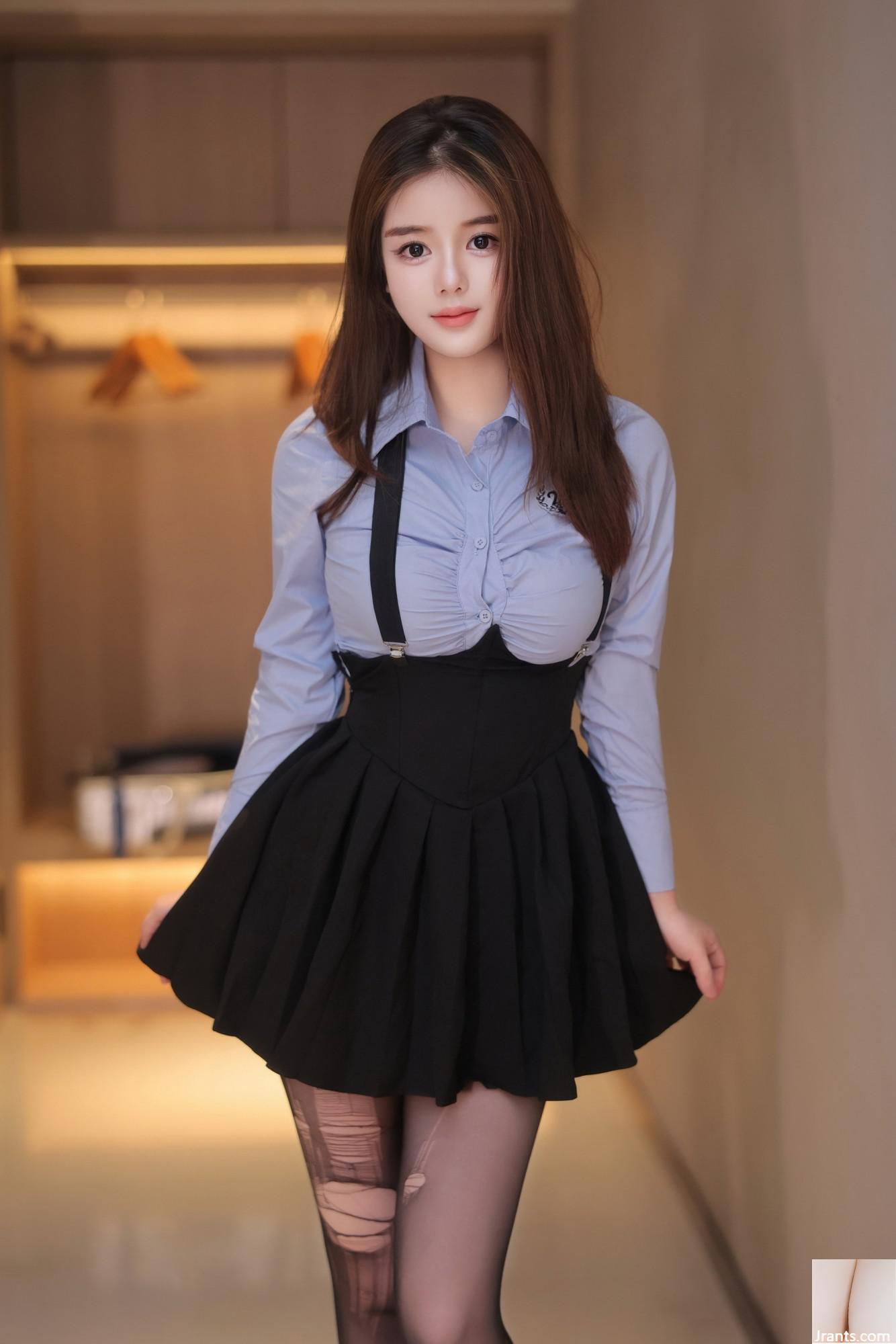 Weißer Xiaoxiao &#8211; Blaues Top (94p)