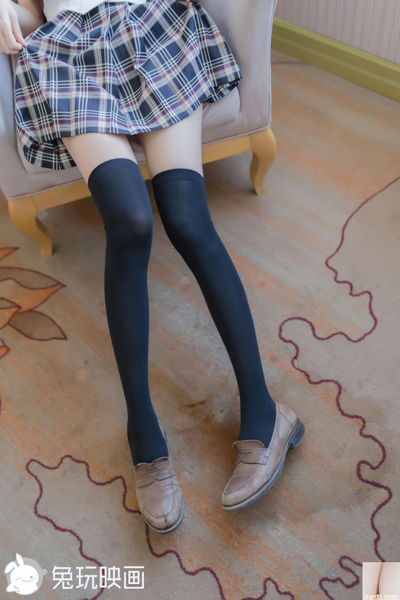 (Rabbit Play Movie) &#8211; Student Skirt Black Stockings Absolute Field (40p)