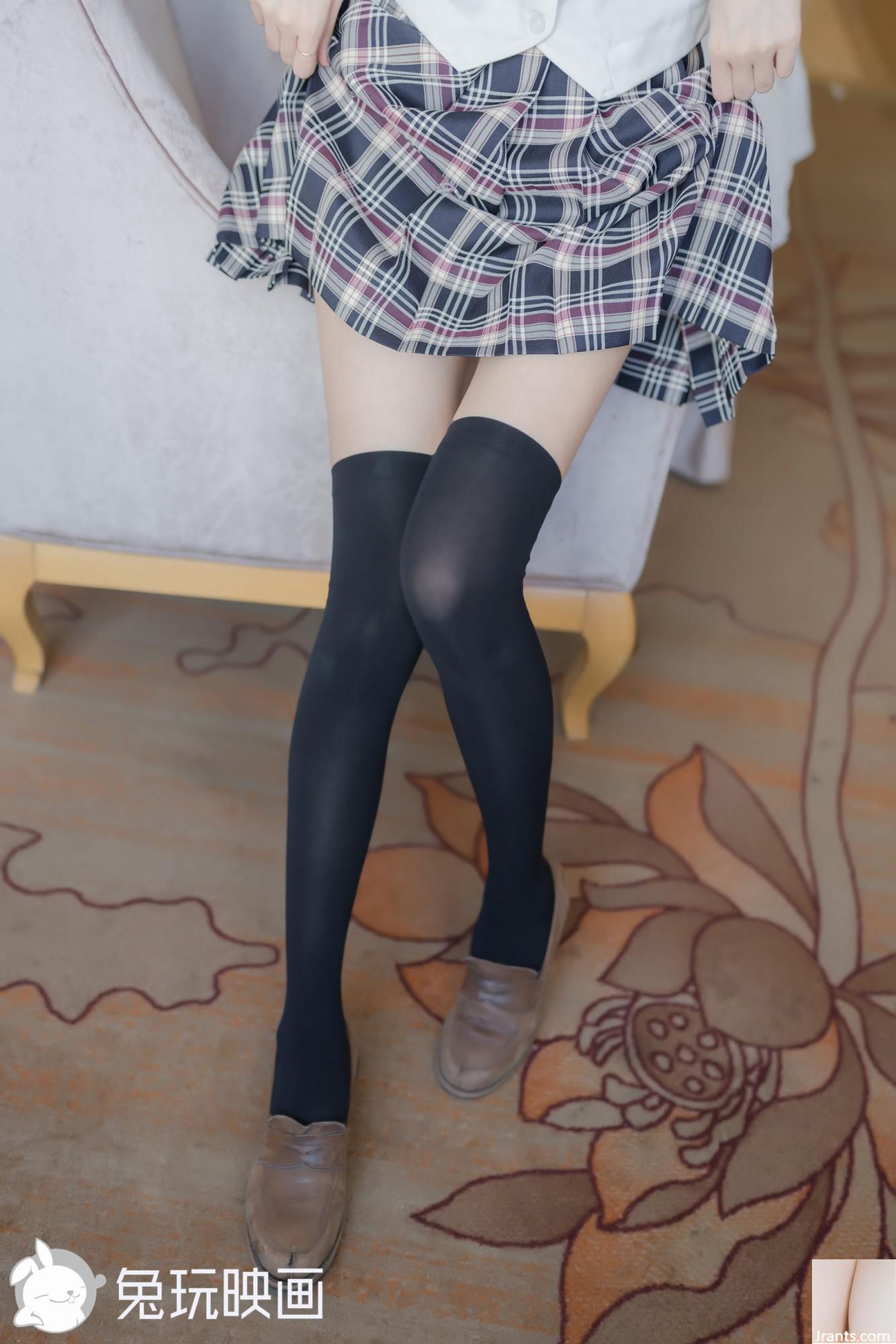 (Rabbit Play Movie) &#8211; Student Skirt Black Stockings Absolute Field (40p)