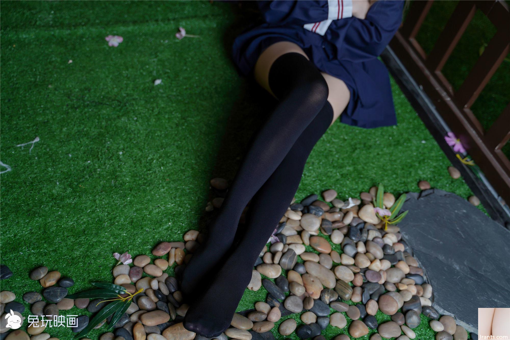 (Rabbit Play Movie) &#8211; Winter School Uniform Black Absolute Field (40p)