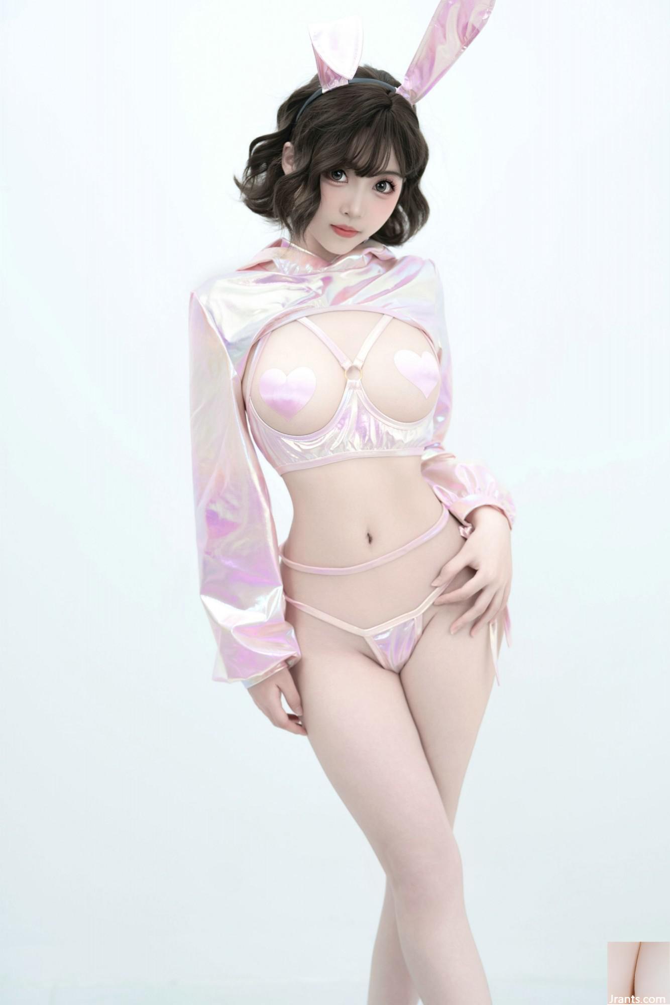 (Collezione online)  Welfare Girl &#8220;Pink Rabbit&#8221; VIP Exclusive di Bonnie (105p)