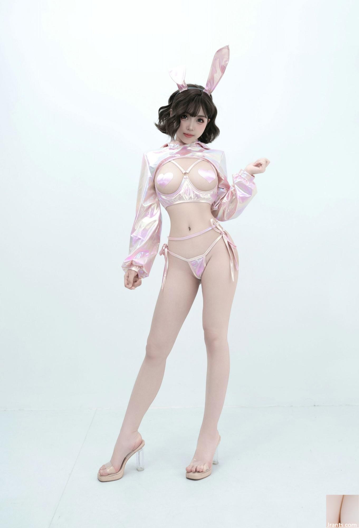 (Collezione online)  Welfare Girl &#8220;Pink Rabbit&#8221; VIP Exclusive di Bonnie (105p)