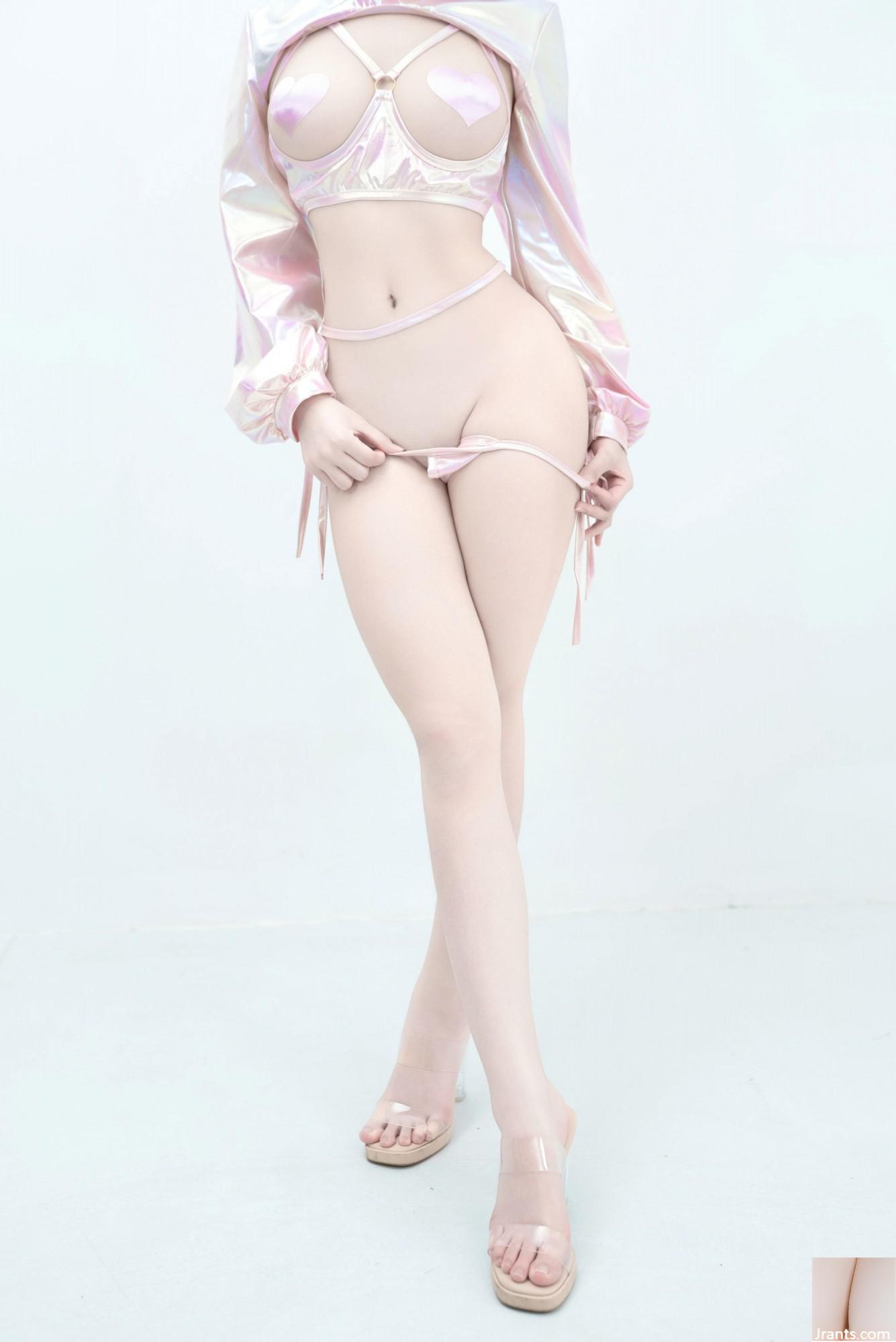 (Collezione online)  Welfare Girl &#8220;Pink Rabbit&#8221; VIP Exclusive di Bonnie (105p)