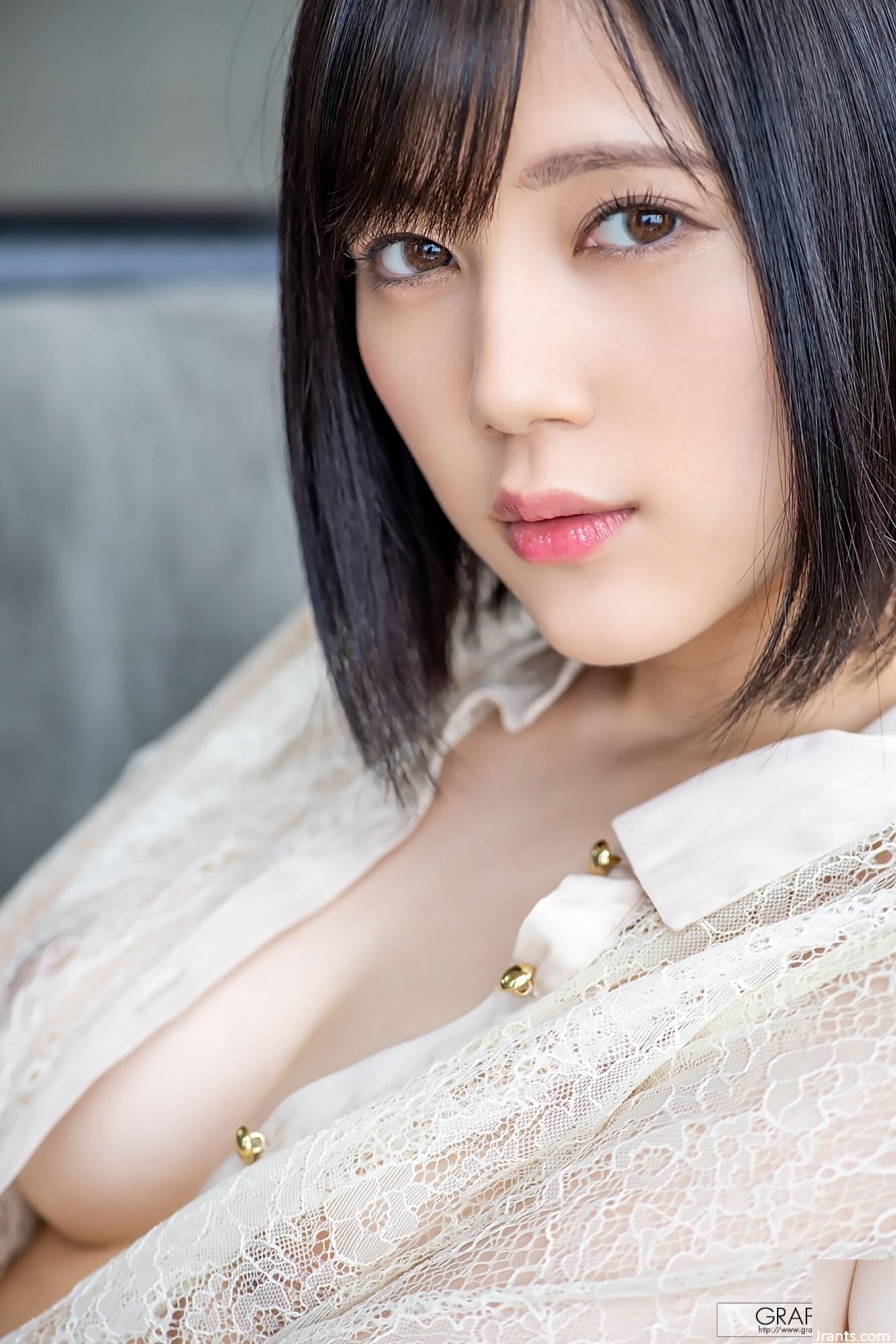 (Foto Set Model Jepang) Liang Sen Lingmeng &#8220;Graphis_Transparent Body&#8221; (143p)