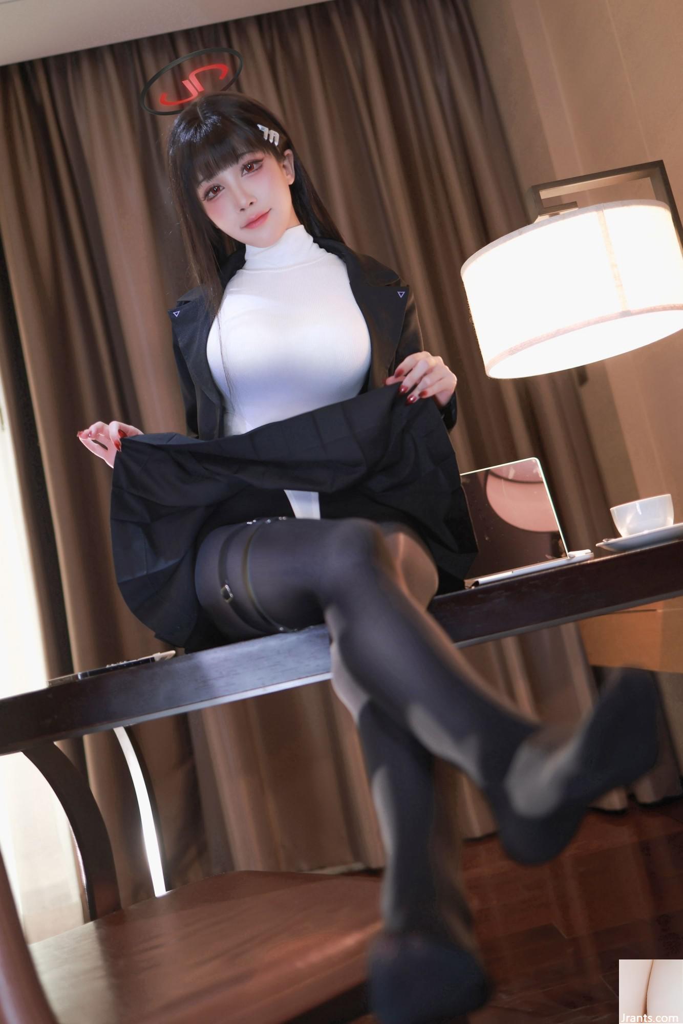 (Collection en ligne) Welfare Girl Shii Miao « Dou Yue Li Yin » VIP Exclusive (70p)