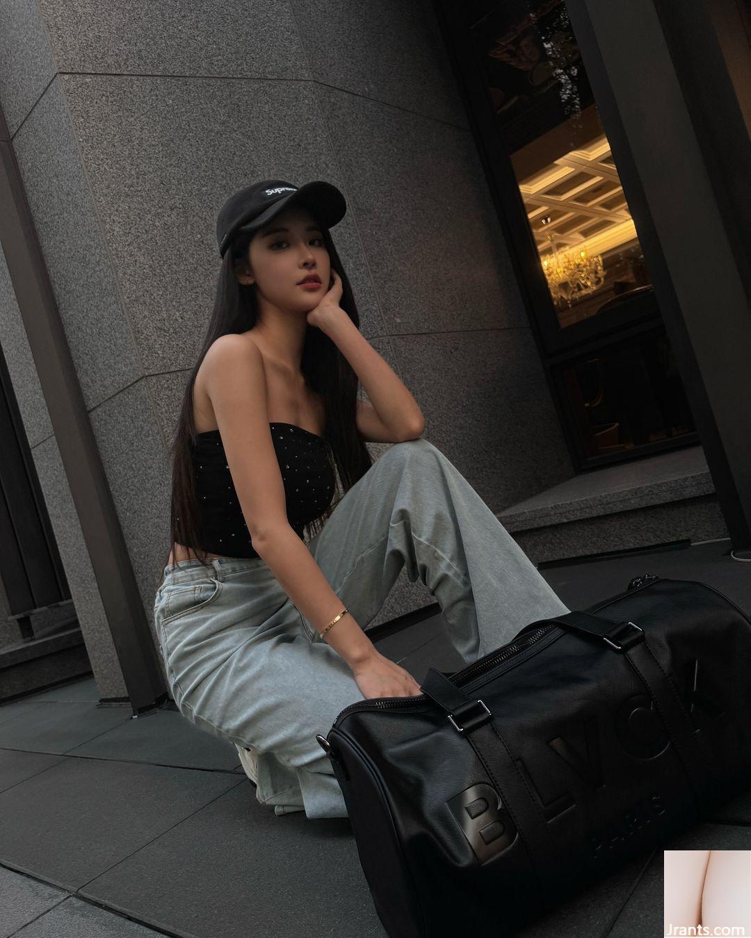 &#8220;Doris_yang&#8221; payudara top-notch dan penampilan lembut menggemaskan (23p)