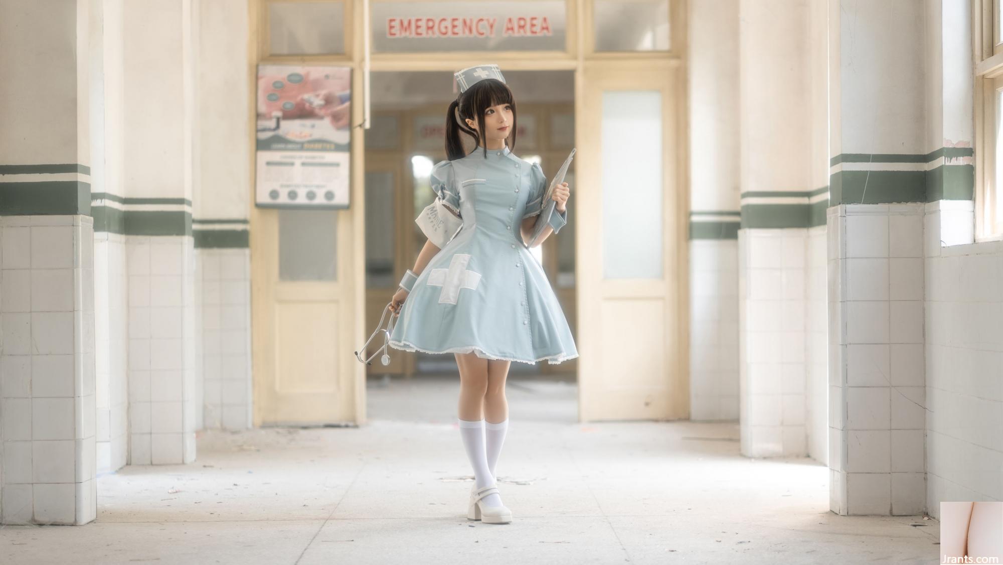 Anime &#8211; Momo stupide &#8211; petite infirmière (118p)