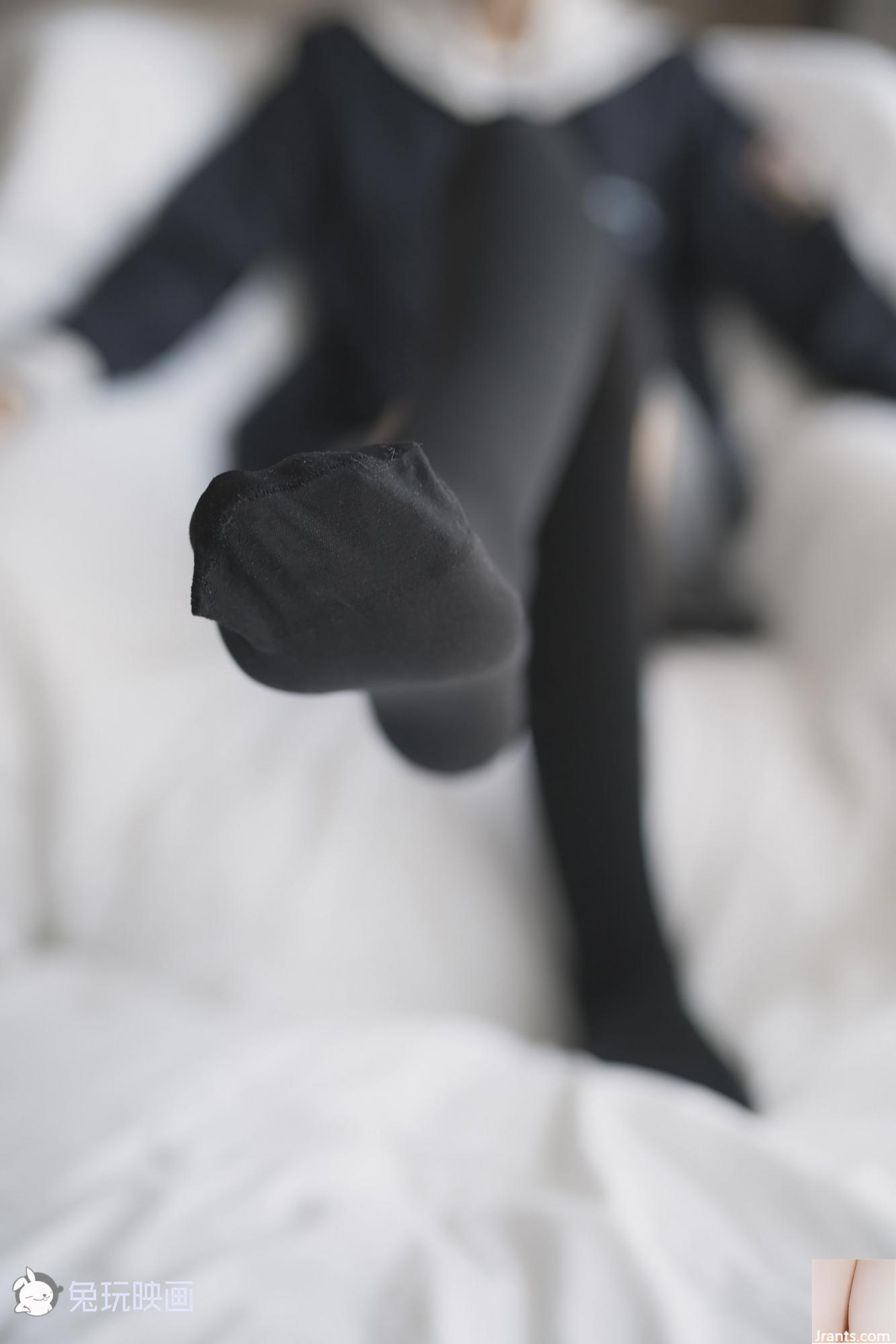 (Rabbit spielt mit Filmen) &#8211; Möchten Sie, dass ich meine Socken abnehme (39p)