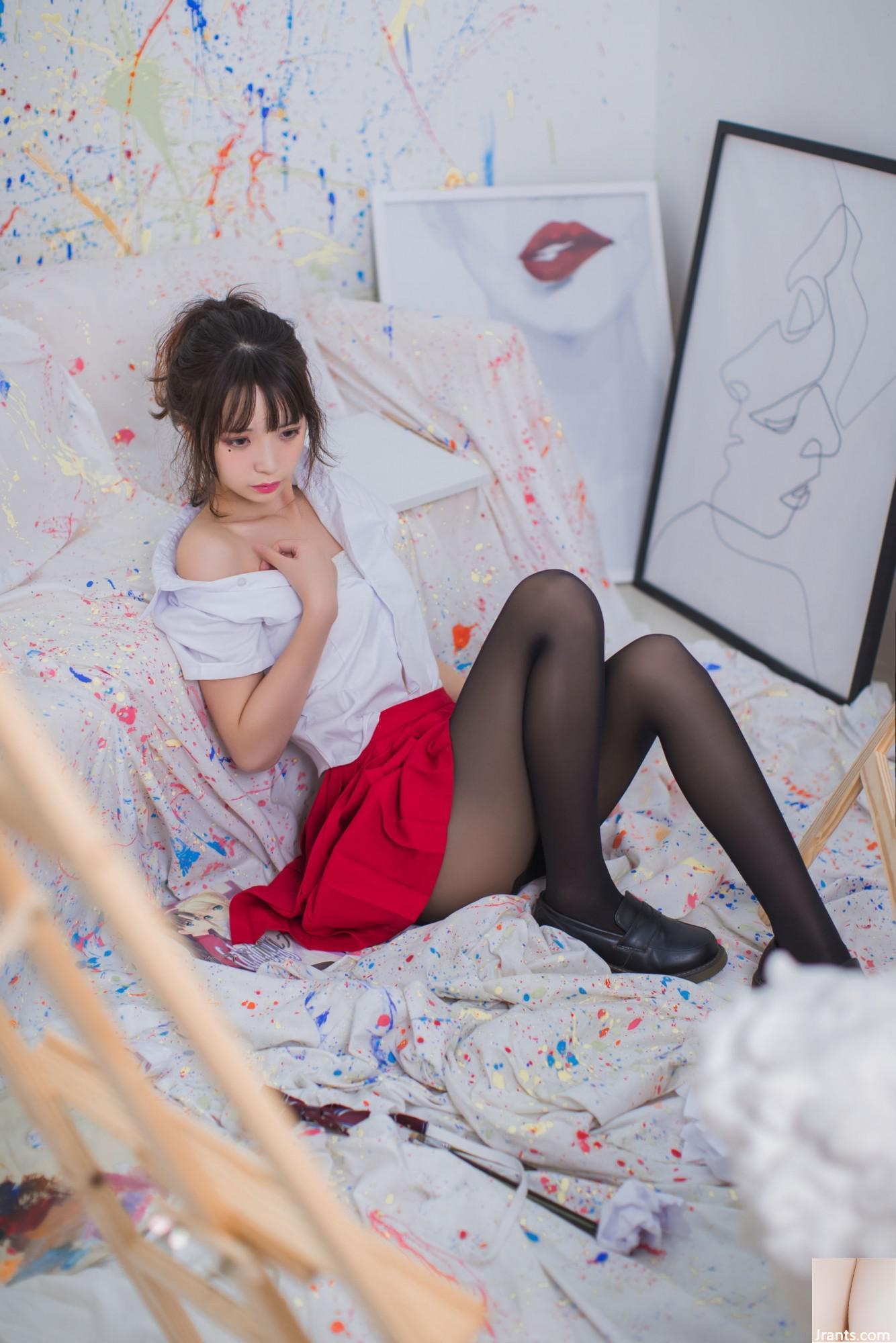 Crazy Catss &#8220;Black Silks_Gentle Girl_Girl&#8221; (47p)