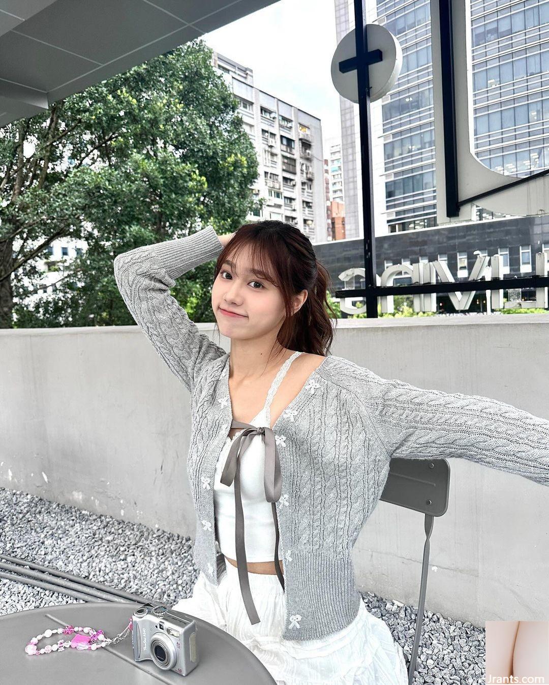 &#8220;Joan&#8221; manis dan seksi dan menarik (21p)
