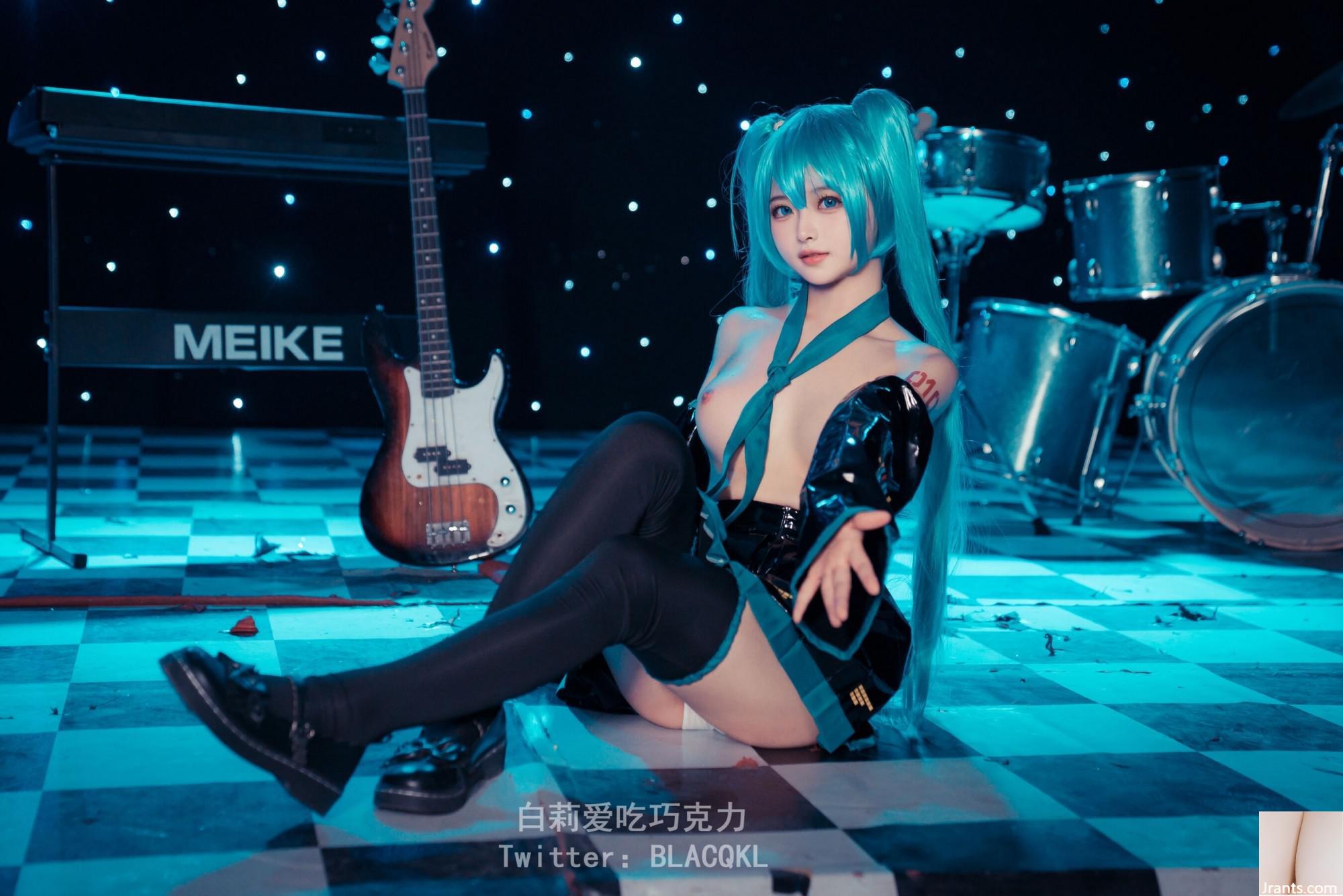 Bai Li Suka Cokelat &#8220;Mikin Hatsune Miku&#8221; (102p)