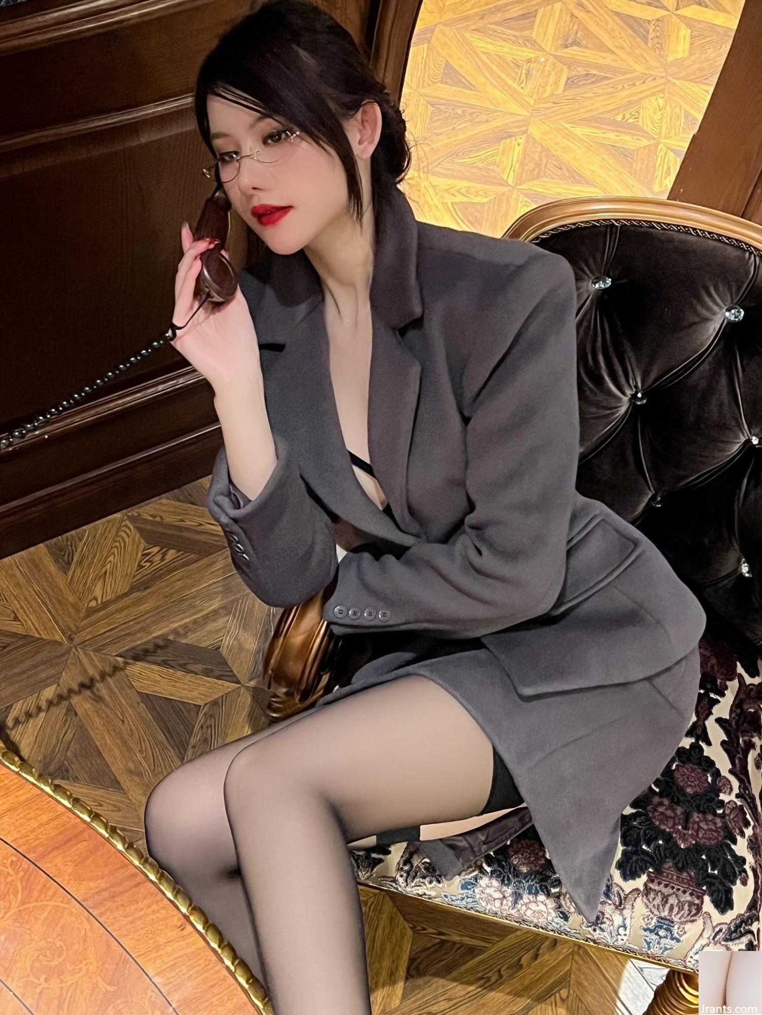 아름다운 모델 Azhua (Azhua) -Gao Qiqiang (13p)