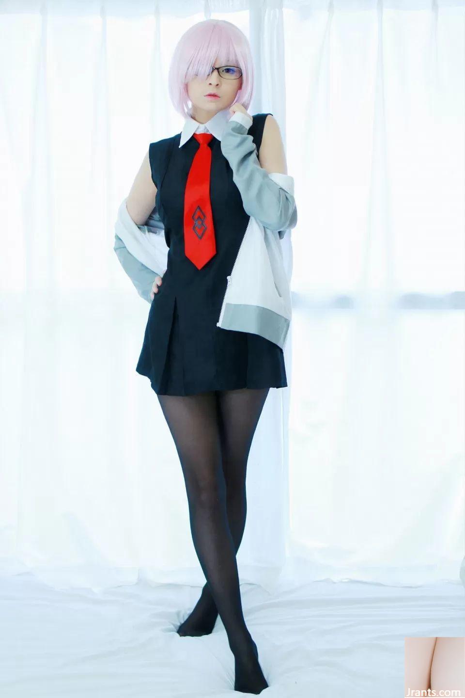 Mashu Kyrielight Cosplay tarafından Hidori Rose (Siyah) (58p)