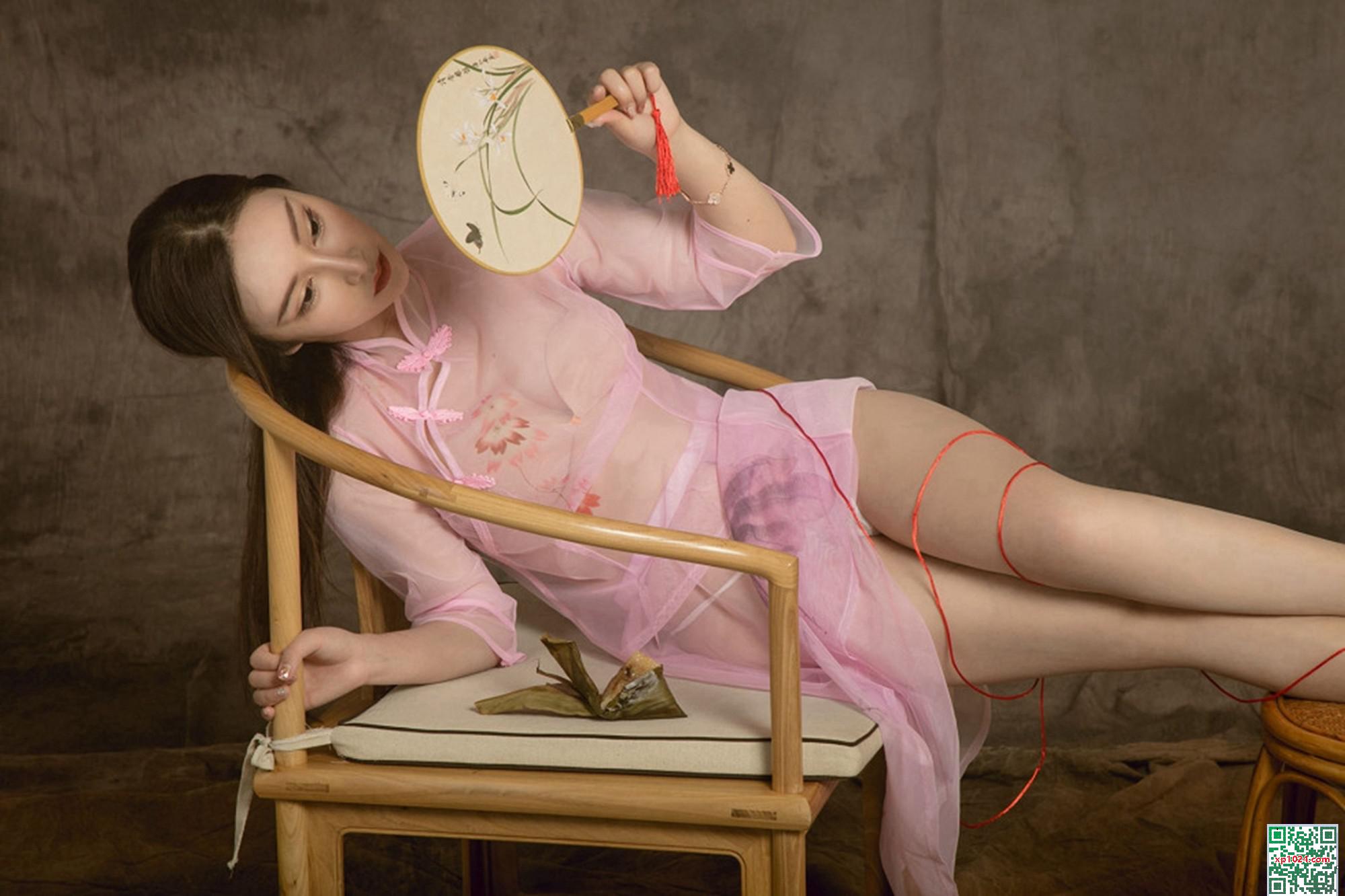 Jin Lu &#038; Angela Chuchu « Zongyue Night » (60p)