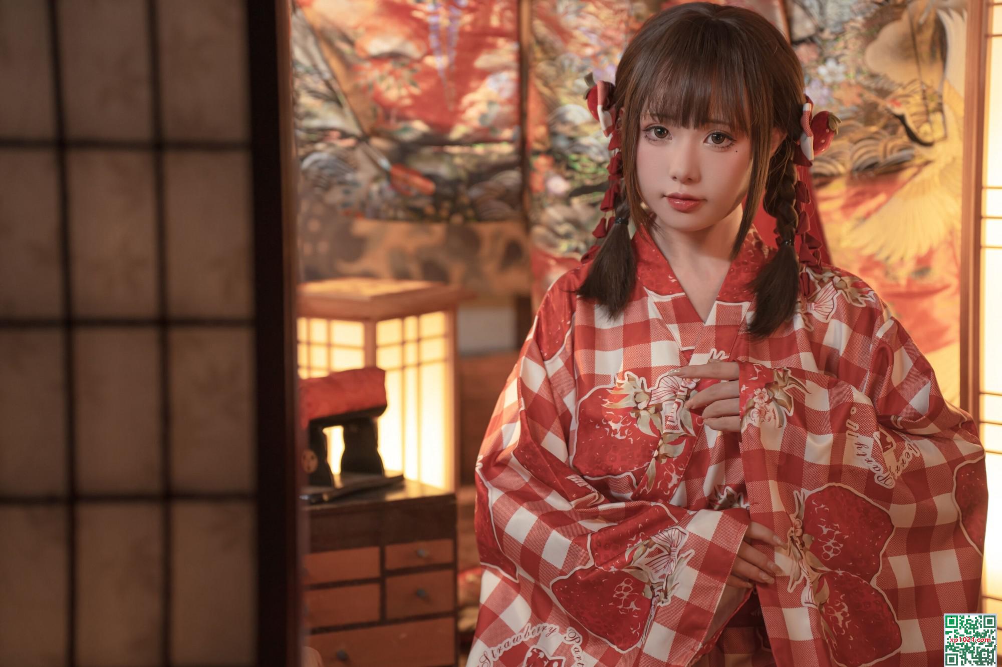 Miao Xiaoji&#8217;s &#8220;Burning and Flowers&#8221; (88p)