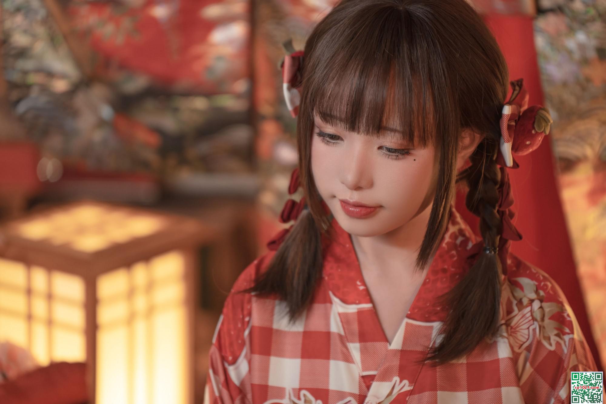 Miao Xiaoji&#8217;s &#8220;Burning and Flowers&#8221; (88p)