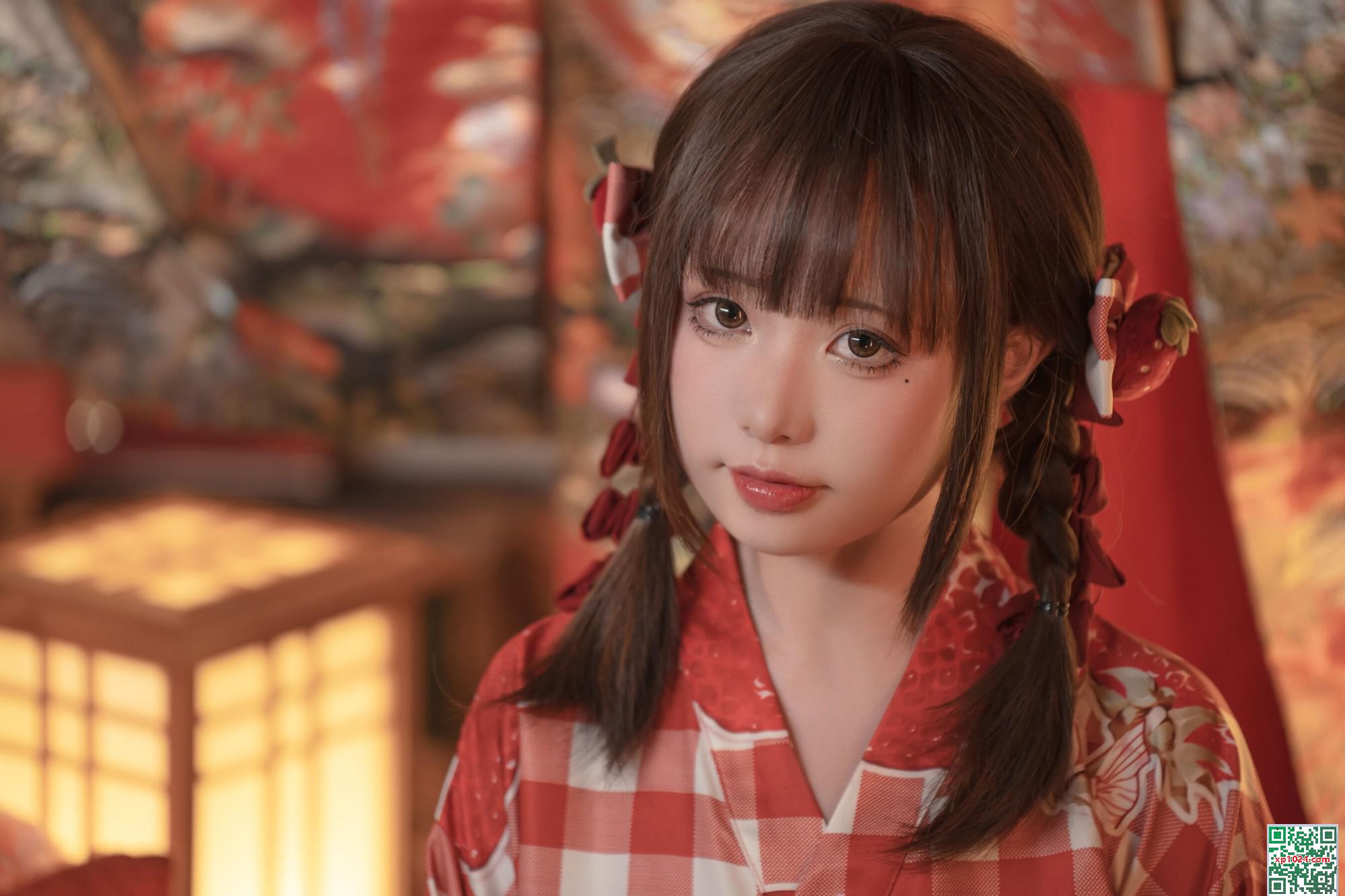 Miao Xiaoji&#8217;s &#8220;Burning and Flowers&#8221; (88p)