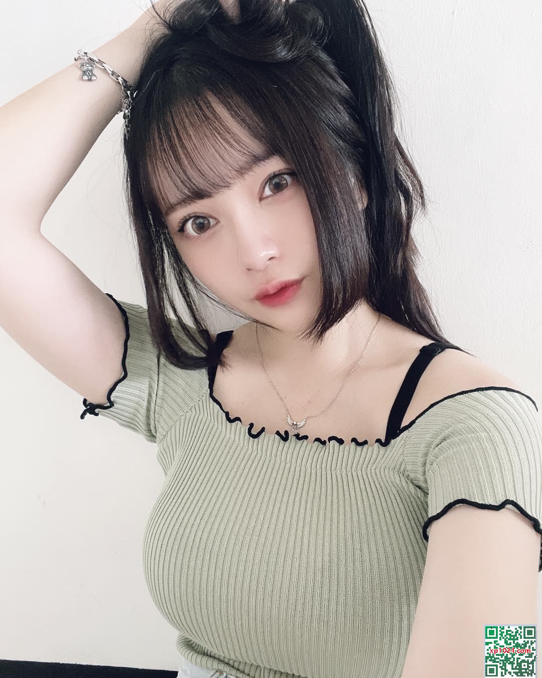 الصورة المثيرة والحار ل Xiaolu حار جدا! (21p)