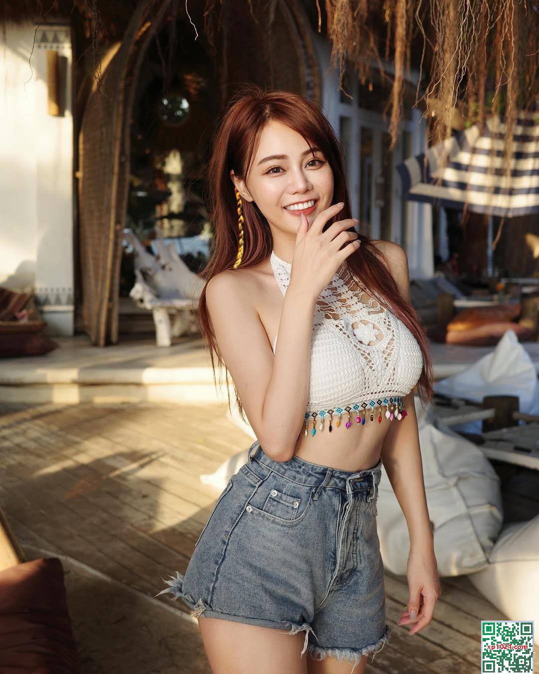 « Sun Huitong Candy » a une endurance forte et de belles photos pour réconforter le corps et l&rsquo;esprit (22p)