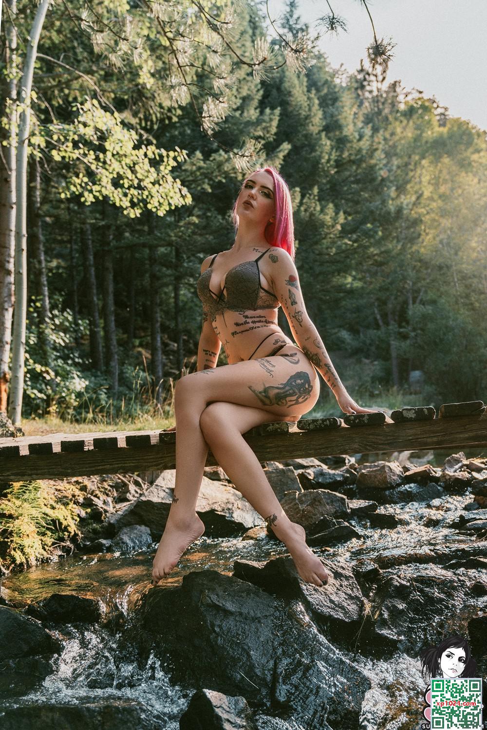 (Suicide Girls) 18 mars 2025 &#8211; Chloehartbreaker &#8211; Naiad (42p)