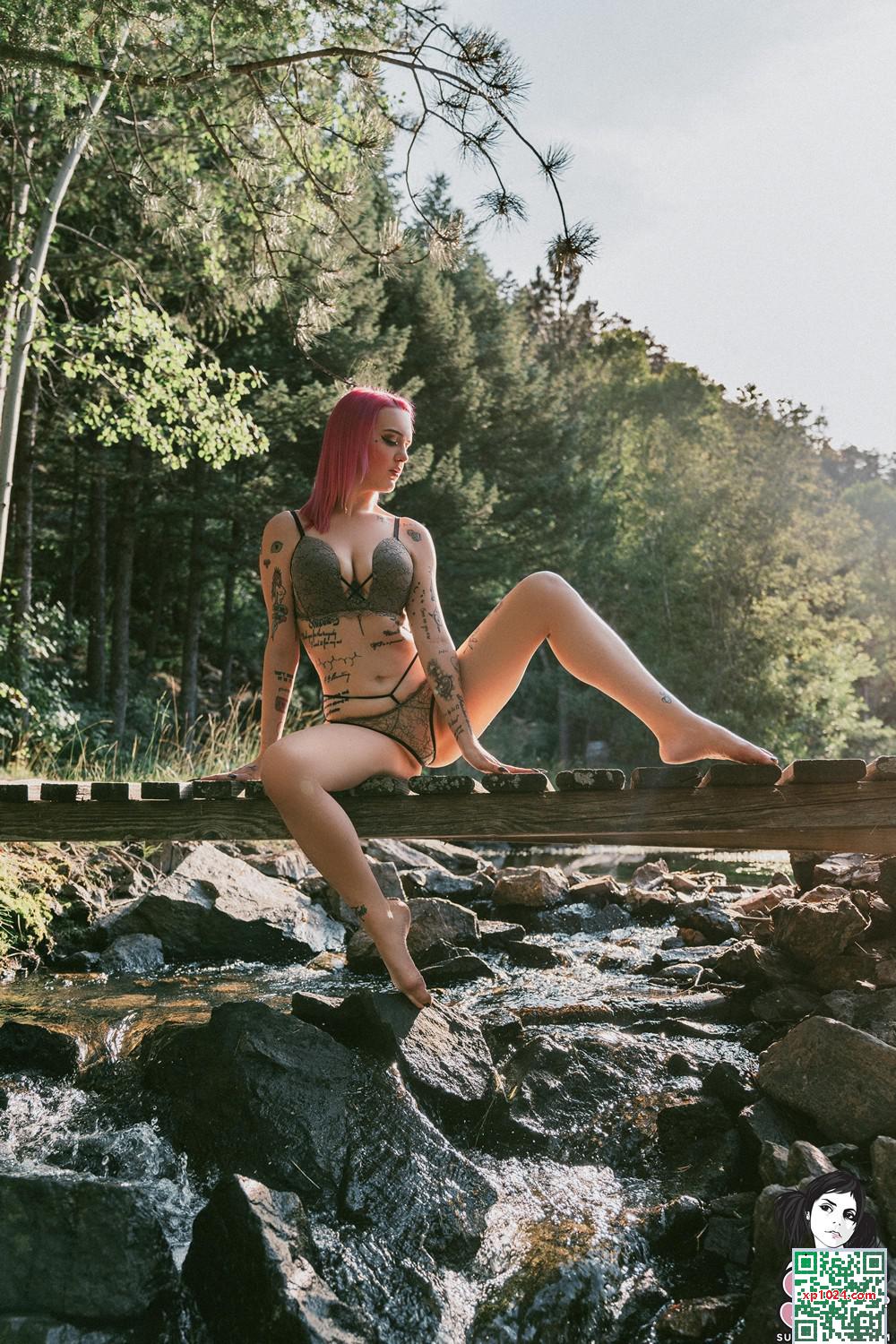 (Suicide Girls) 18 mars 2025 &#8211; Chloehartbreaker &#8211; Naiad (42p)