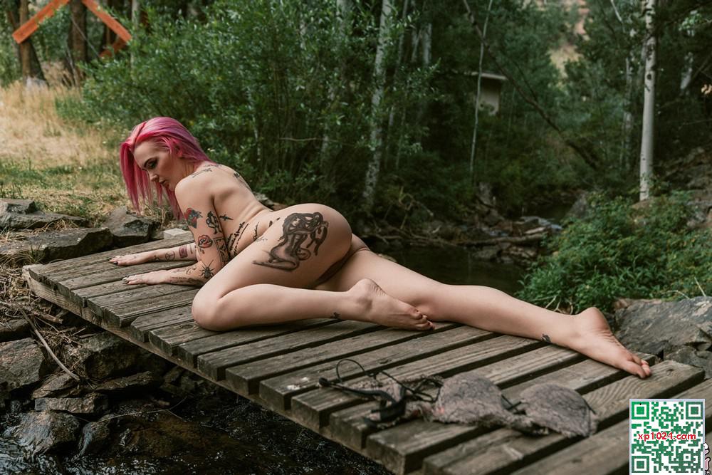 (Suicide Girls) 18 mars 2025 &#8211; Chloehartbreaker &#8211; Naiad (42p)