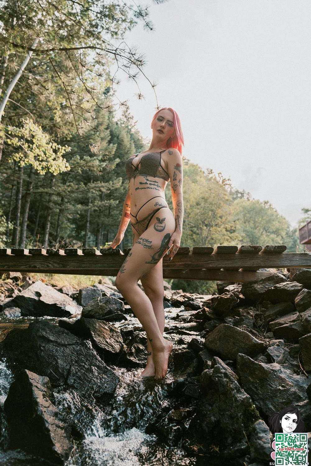 (Suicide Girls) 18 mars 2025 &#8211; Chloehartbreaker &#8211; Naiad (42p)