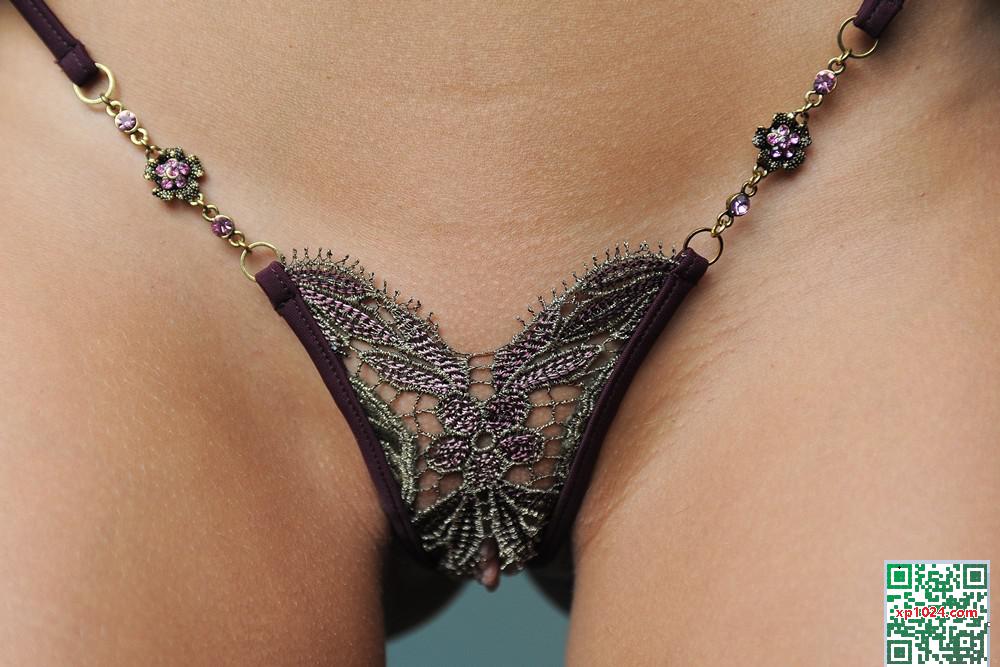 (Art of Dan World) 19 mars 2025 &#8211; Katya Clover &#8211; papillon sensuel