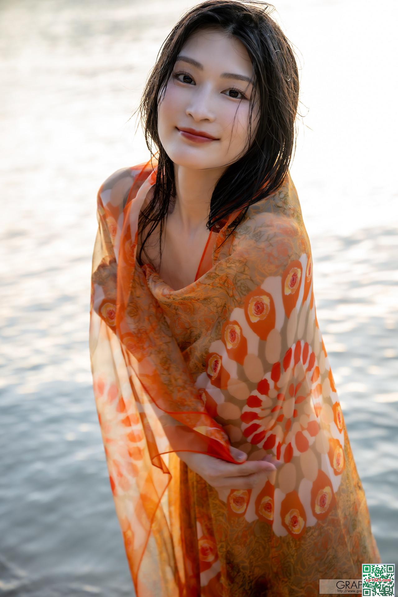 ((Graphis) GALS &#8211; Suzu Honjo Divine Vol.2 (20p)