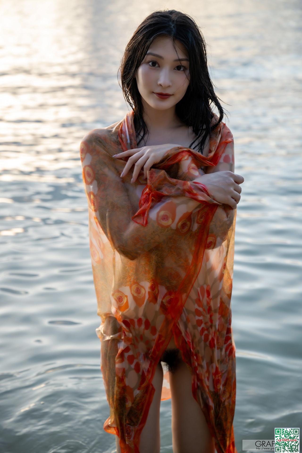 ((Graphis) GALS &#8211; Suzu Honjo Divine Vol.2 (20p)