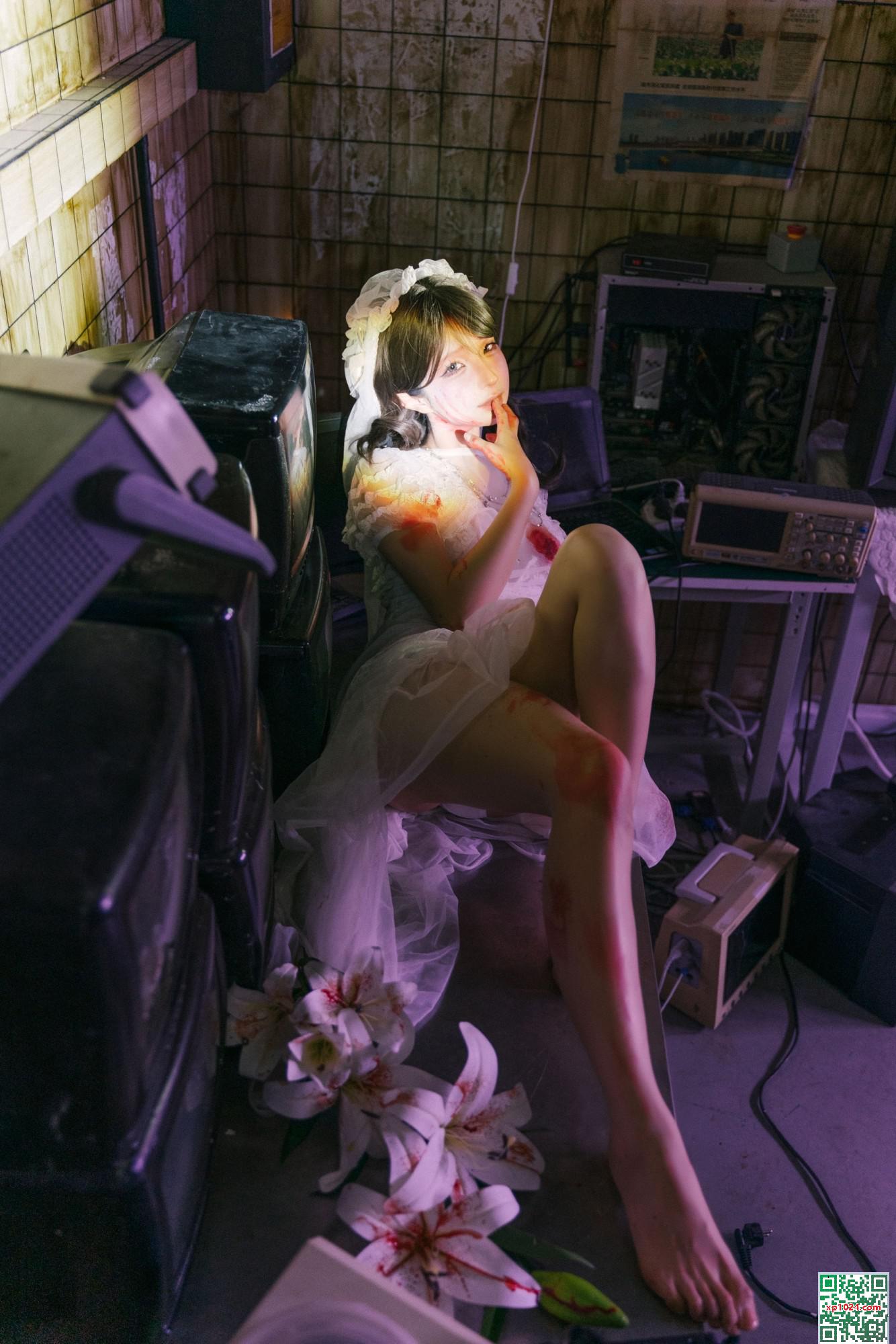 Anime Blogger Stupid Momo &#8211; Ruin Bride (133p)